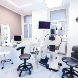 Slavnostní otevření kliniky Mánesova 983/36 dne 4.4.2019 | Klinika Mediestetik