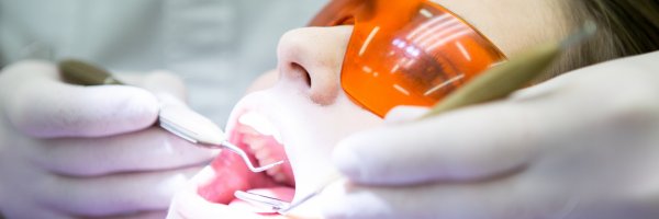 Léčba paradontózy a onemocnění parodontu