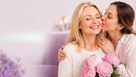 Den matek: darujte péči, která má skutečnou hodnotu | Klinika Mediestetik